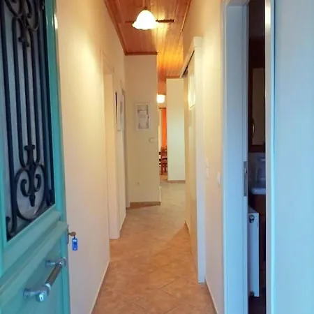 Lourantos Bayside Vathy (Ithaca)