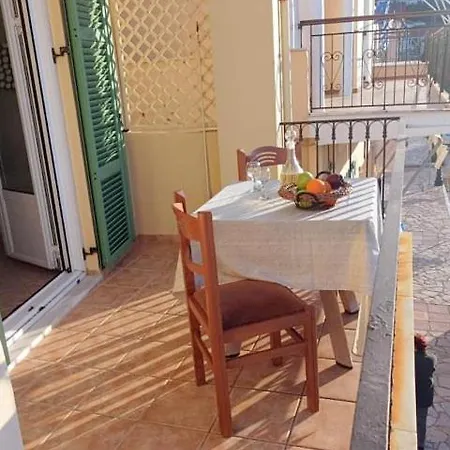 Appartement Lourantos Bayside