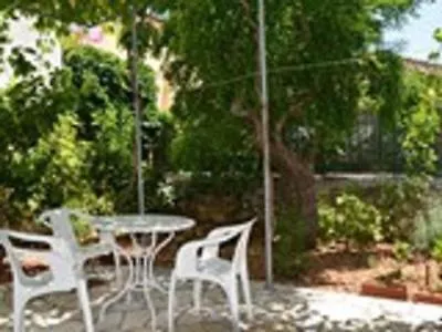 Lourantos Bayside Apartament